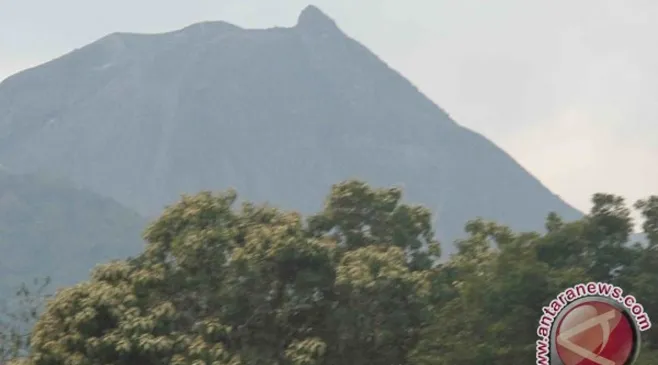 Warga Diminta Menjauhi Gunung Lewotobi Perempuan Agar Tak Terpapar Gas Beracun